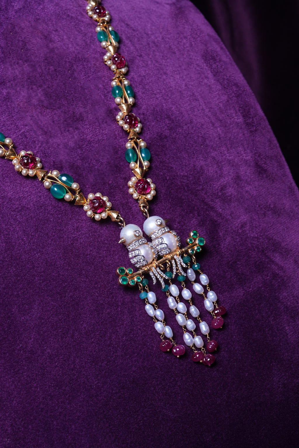 3D Pearl-Bodied Lovebirds Motif Mugappu Emeralds Haram with a Panchala Fringe