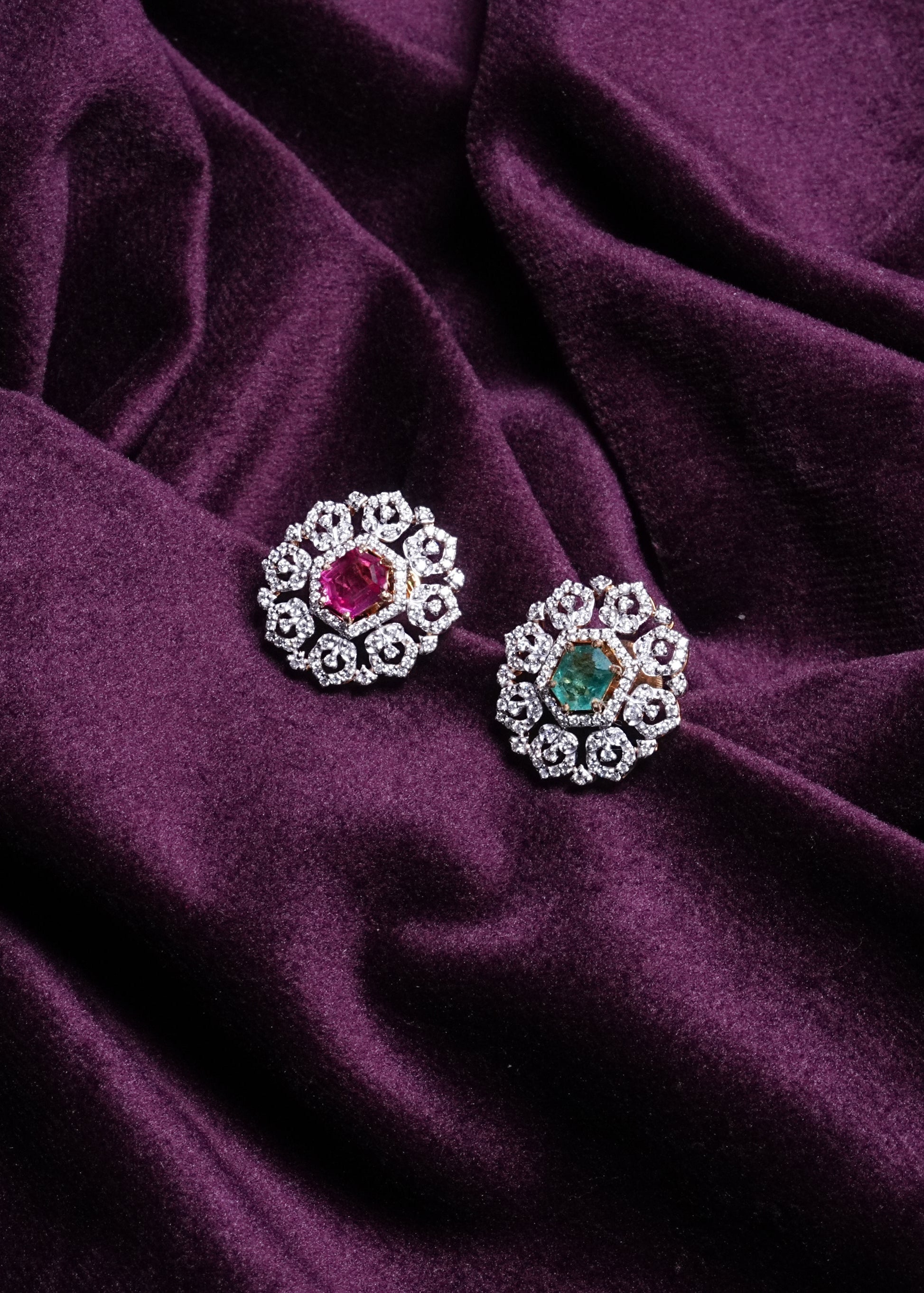 Lab Grown Diamond Changeable Cushion-Cut Halo Studs With Scalloped Filigree