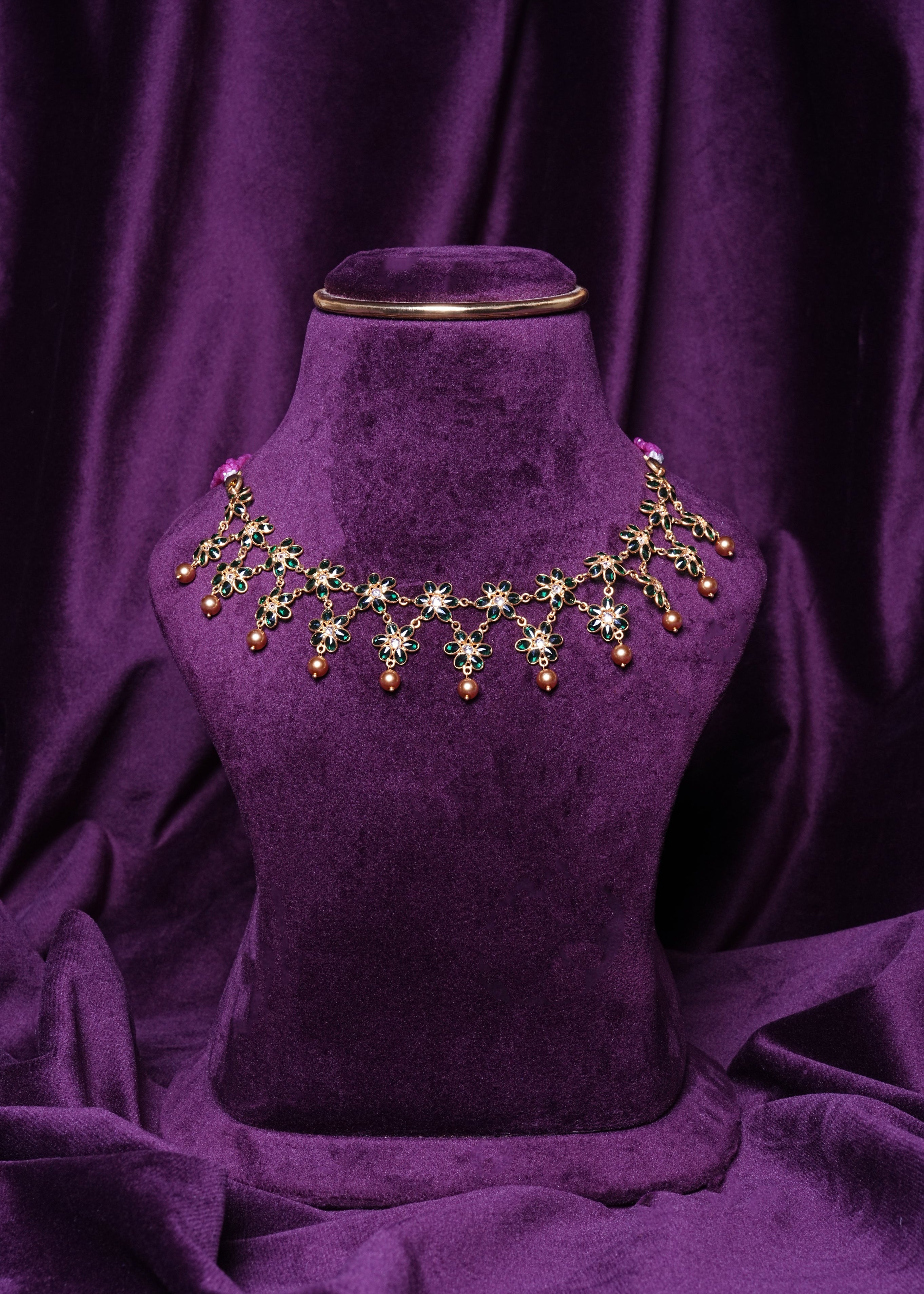 Six-Petaled Starburst Flower and Gold Pearl Drops Emeralds Necklace