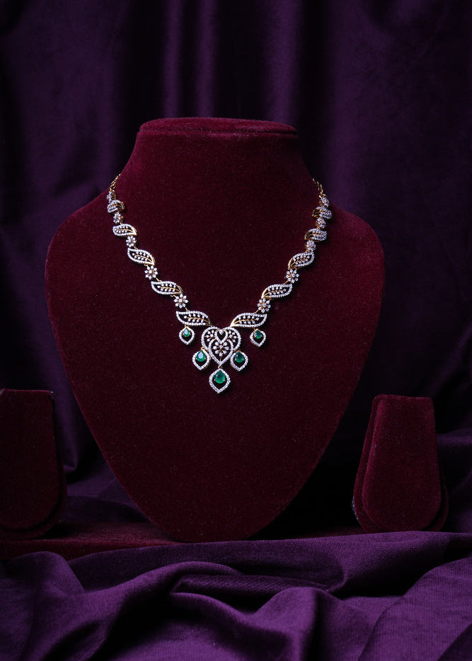 Lab Grown Diamond Heart Motif Lab-Grown Leafy Necklace