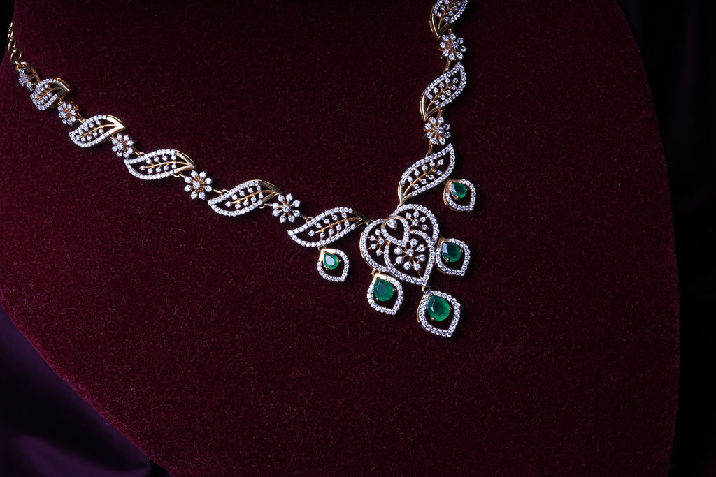 Lab Grown Diamond Heart Motif Lab-Grown Leafy Necklace