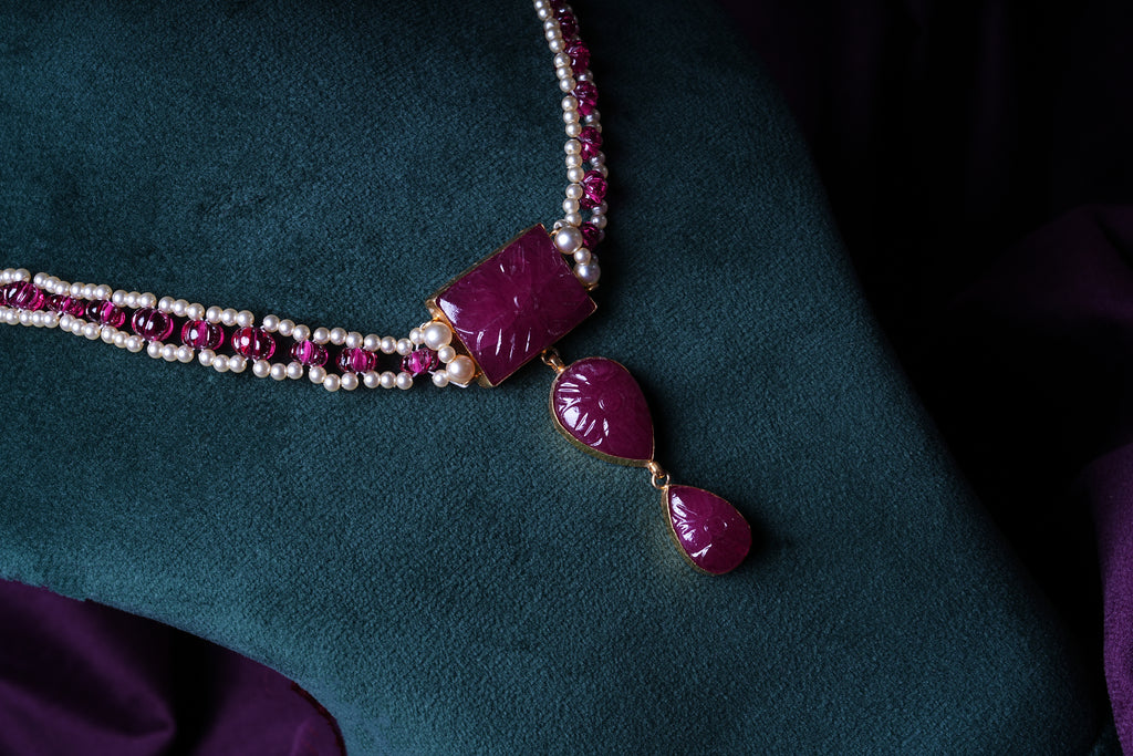 Three-Layer Kempu Floral Pumpkin Tear Drop Smooth Ruby Rondellas with South Sea Pearls Choker