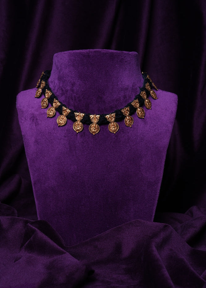 KASULAPERU (Lakshmi Casu Black Dori Necklace)