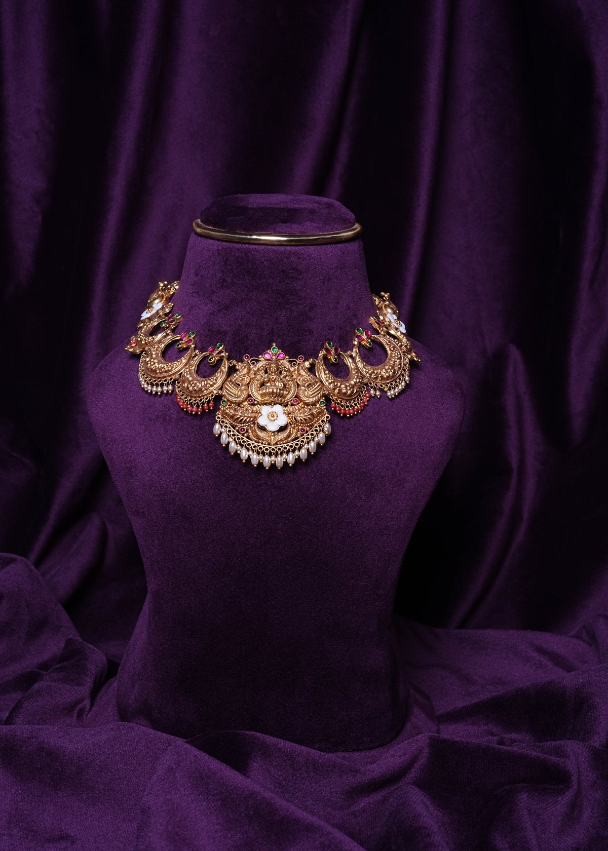 Goddess Lakshmi Crescent-Moon Chandrabali Nakshi Necklace