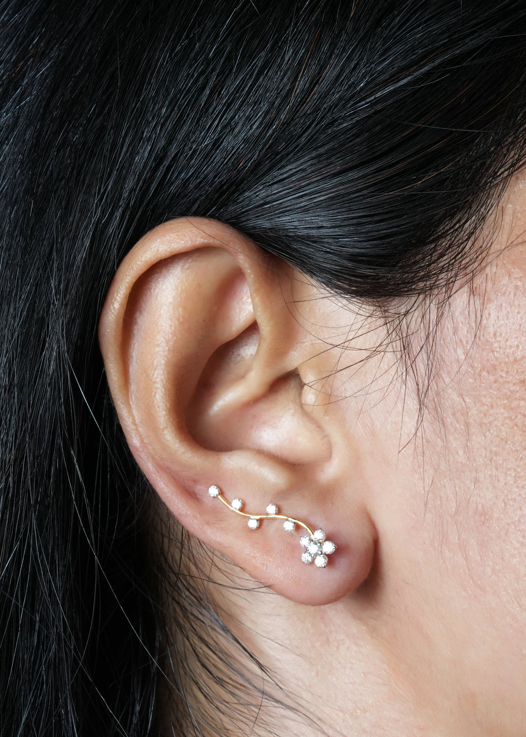 Kusam Swarna Vine Lab-Grown Diamond Ear Cuff