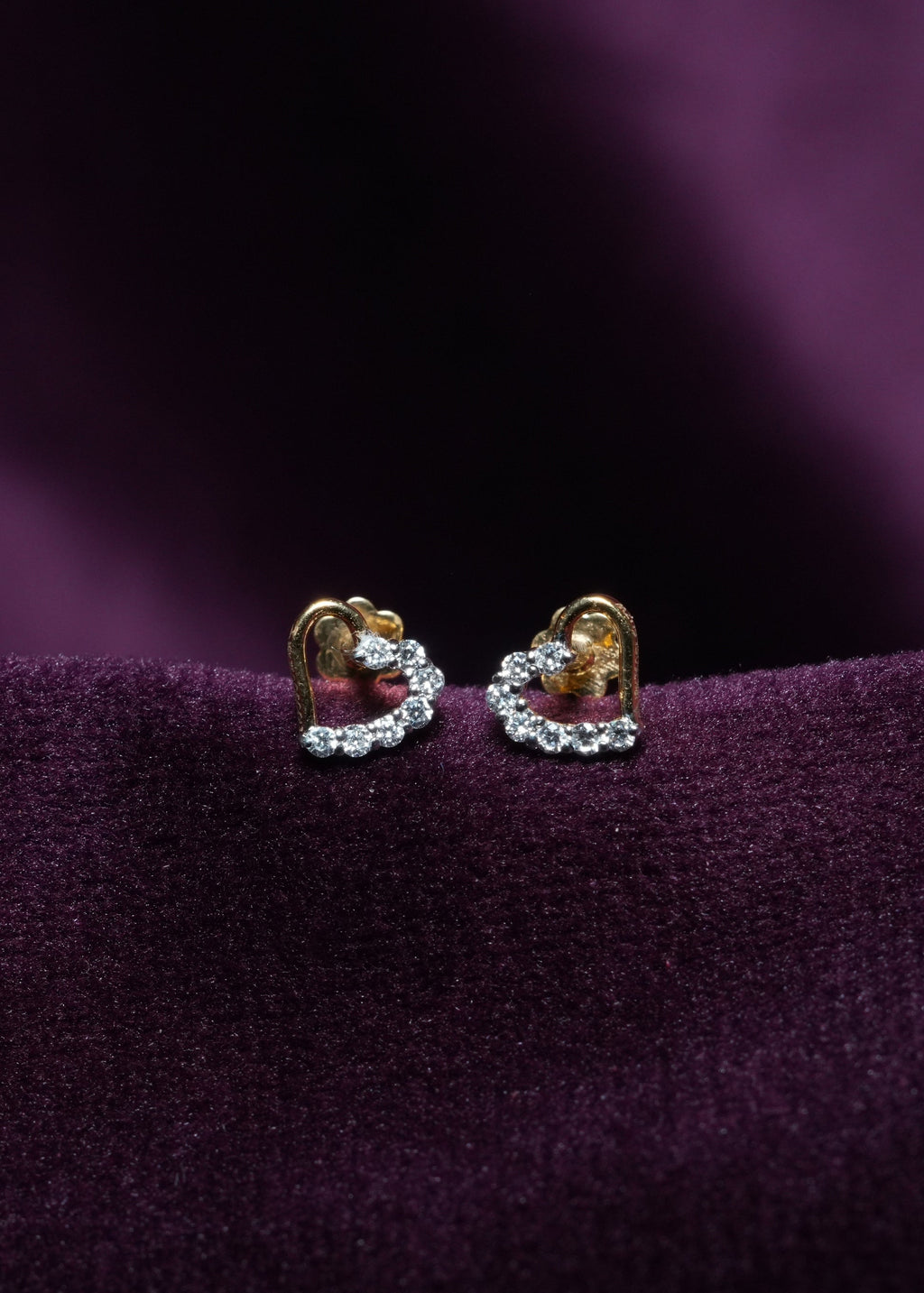 Lab-Grown Diamond Swarna Anuraag Half-Pavé Heart Earrings