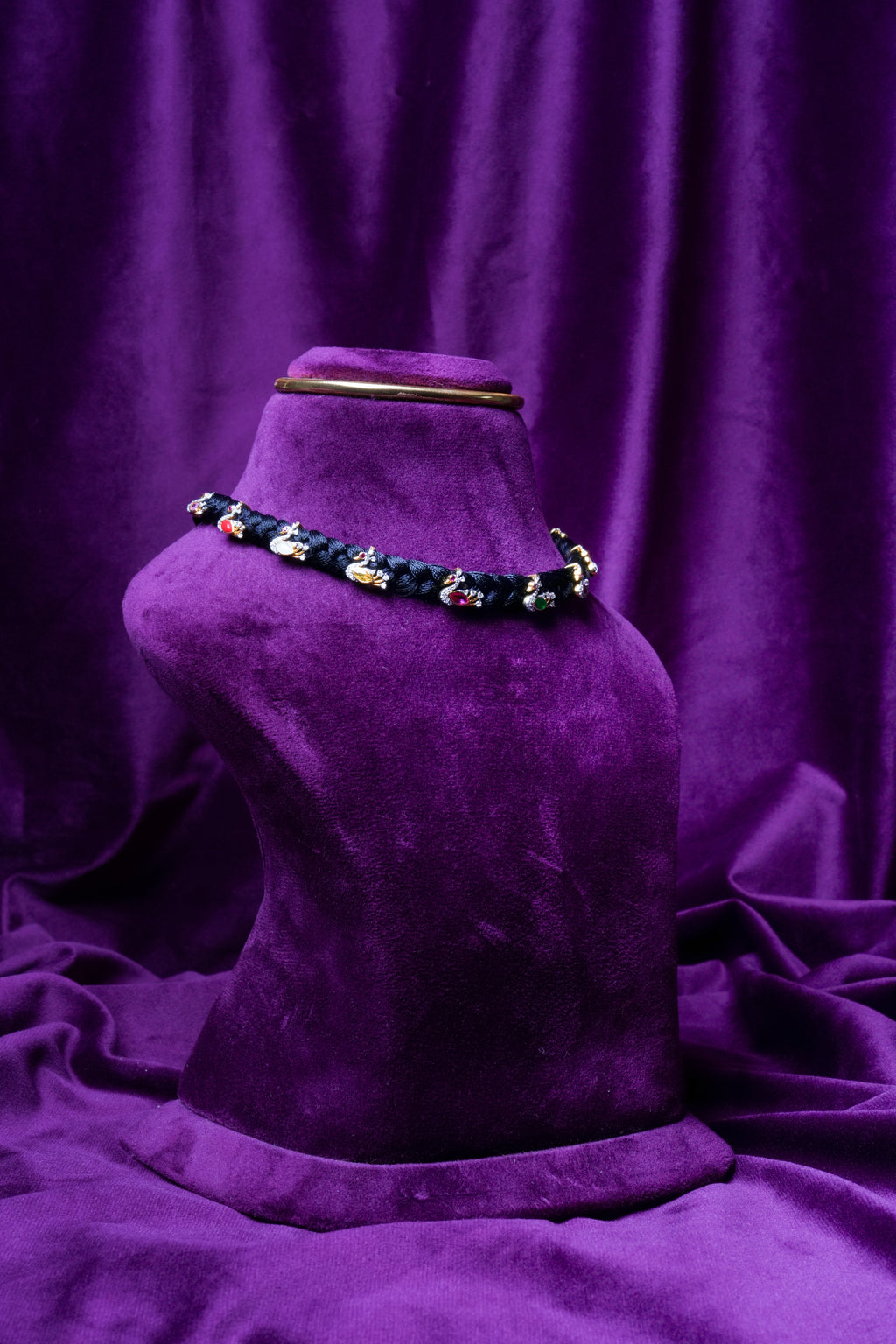 Black Thread Swan Navarathna Style Choker