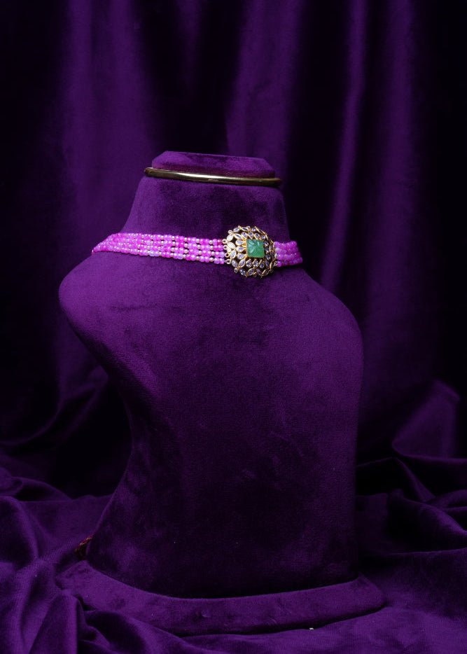 Nakshi Side and Middle Carved Green Emerald Mugappu Pink Zircon Beads Choker