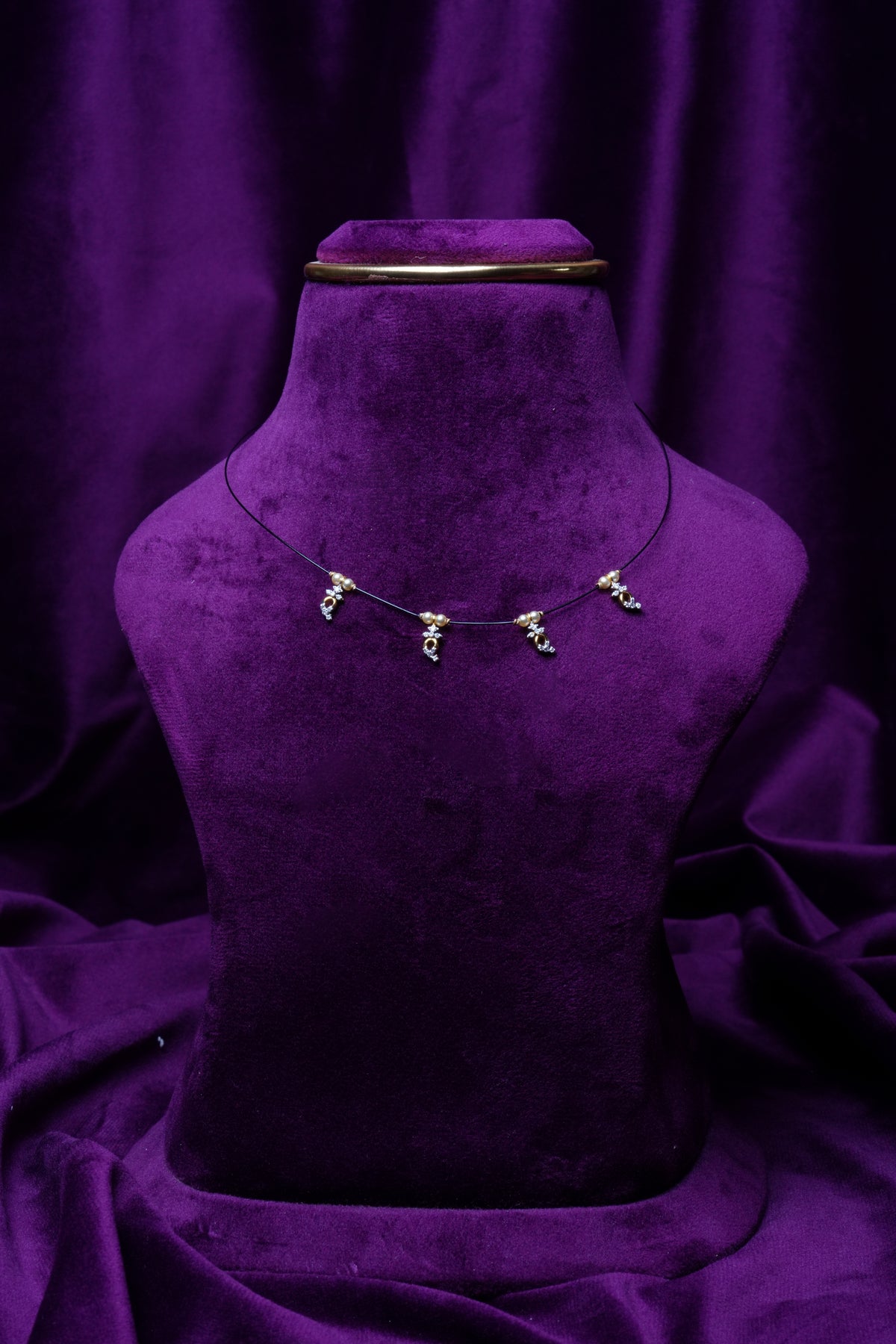 Lab Grown Diamond Mango Shape Dollers With Black Dori Mangalsutram Choker