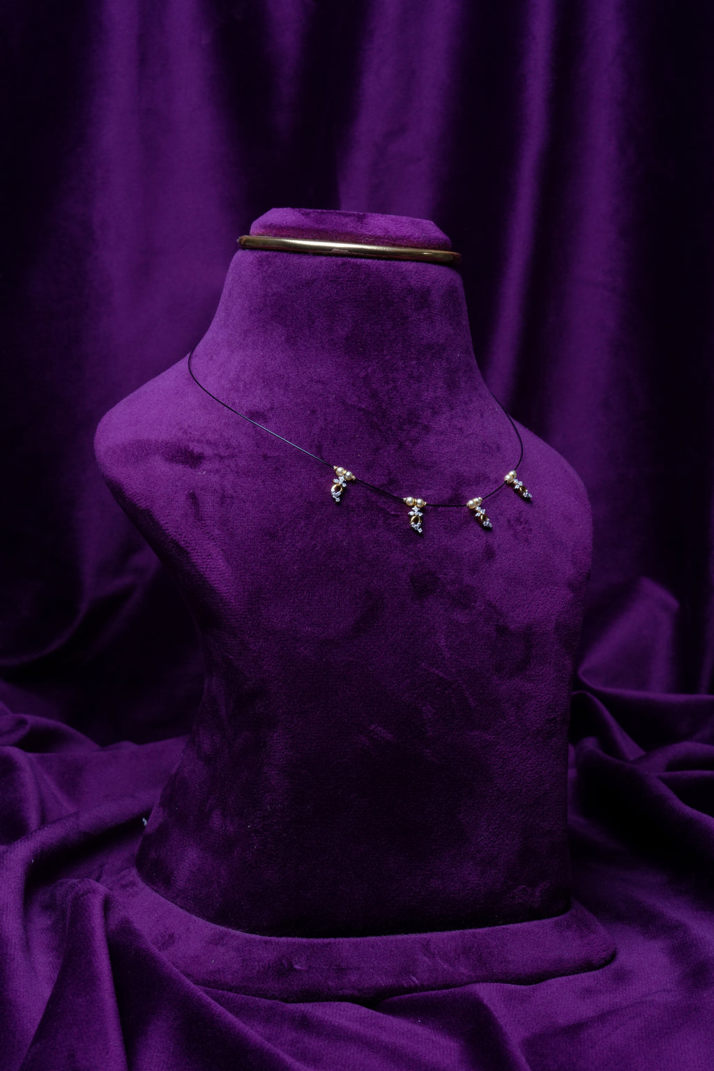 Lab Grown Diamond Mango Shape Dollers With Black Dori Mangalsutram Choker