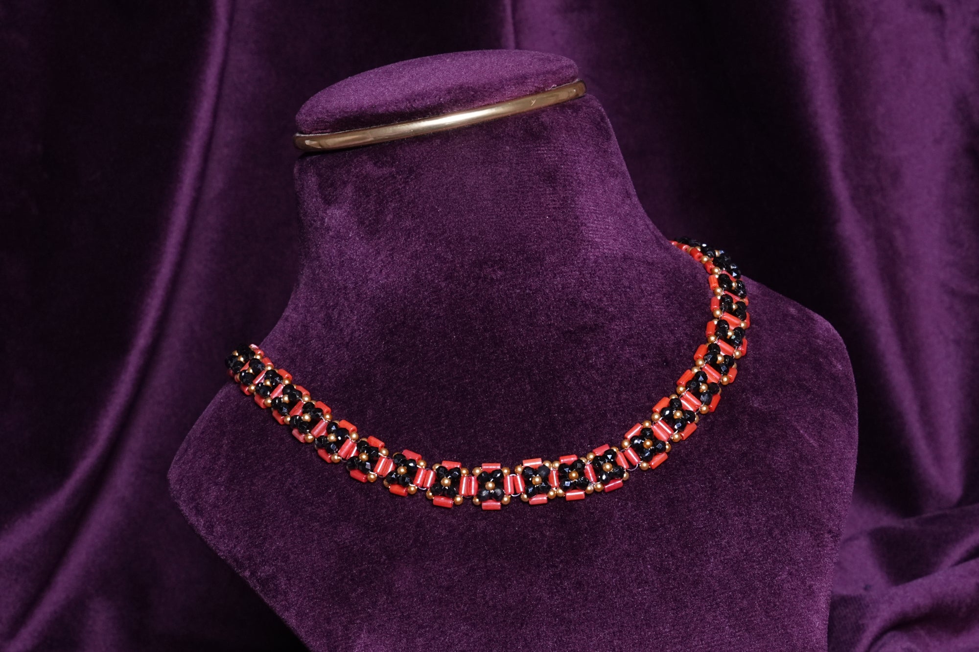 Beaded Rosetta 3D Segmented Coral and Black Geometric Ladder Choker