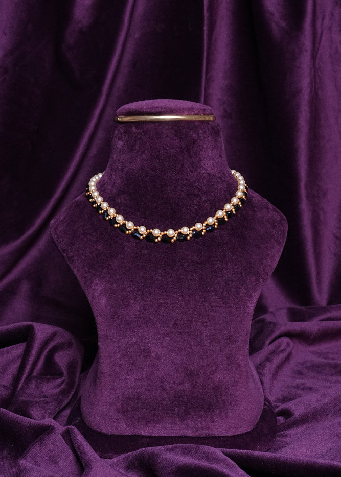 Beaded Woven Pearl Scallop Crown- Edged Choker