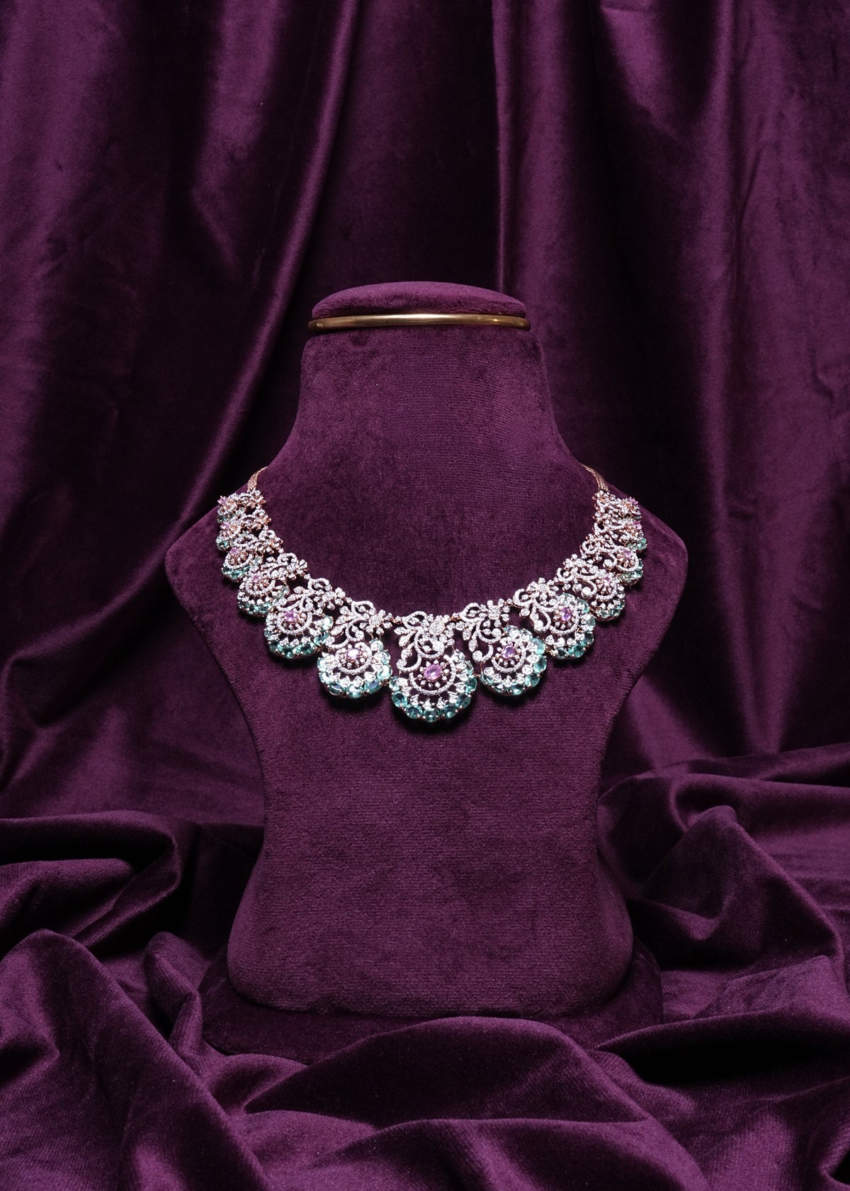 Lab Grown Diamond Scalloped Lace Arches Pink Round-Cut Tourmaline & Ovel-Cut Mint Emerald Festoon Silhouette Necklace