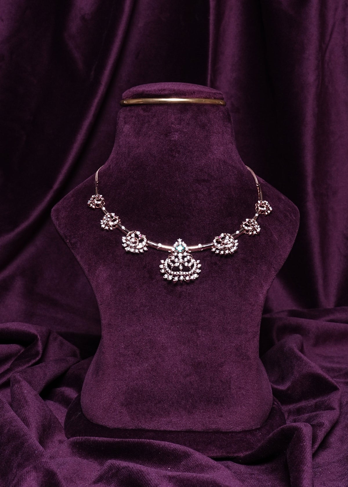 Lab Grown Diamond Tiara Crest Pendant & Regal Style Kante Emerald Festive Necklace