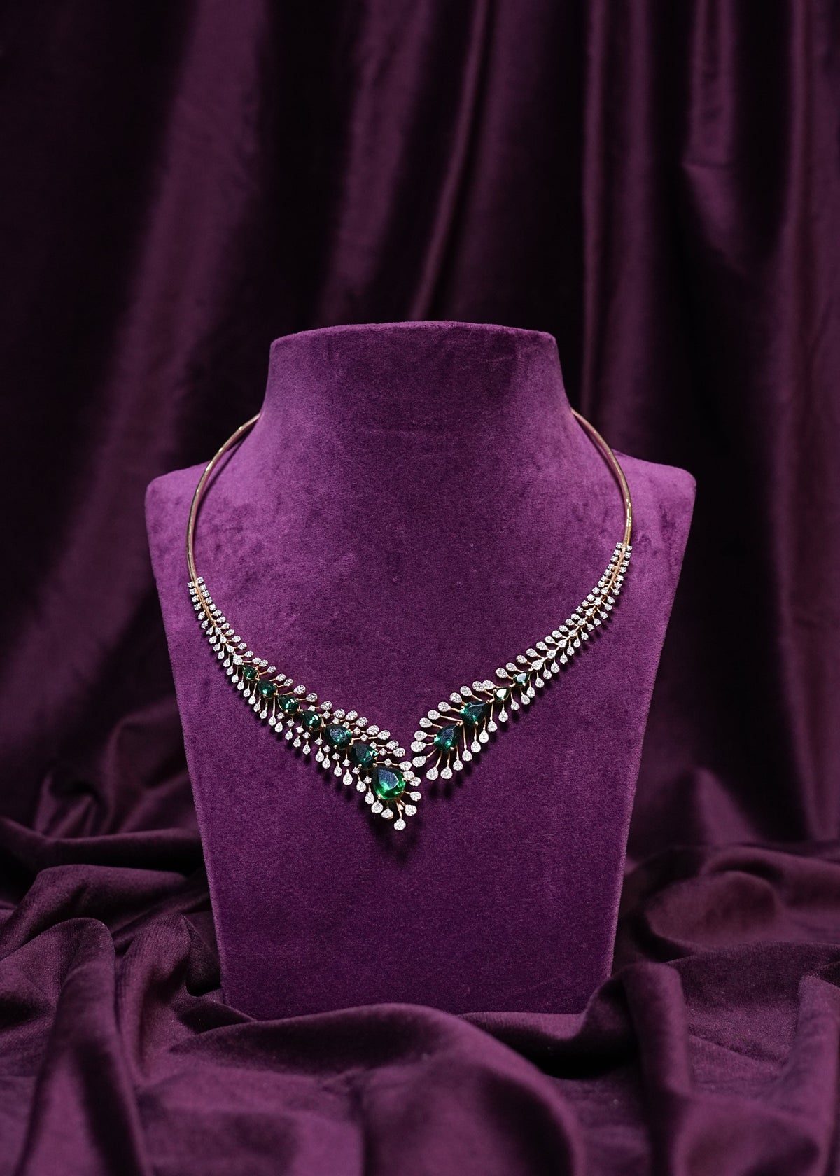 Lab Grown Diamond Russian Emerald Hasli Necklace Adjustable