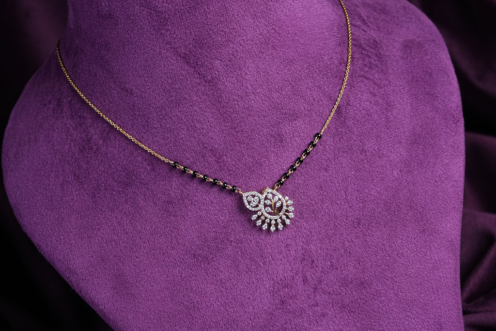 Paisley Tree of Life Manga Pattern Leafy Fringe Tanmaniya Necklace