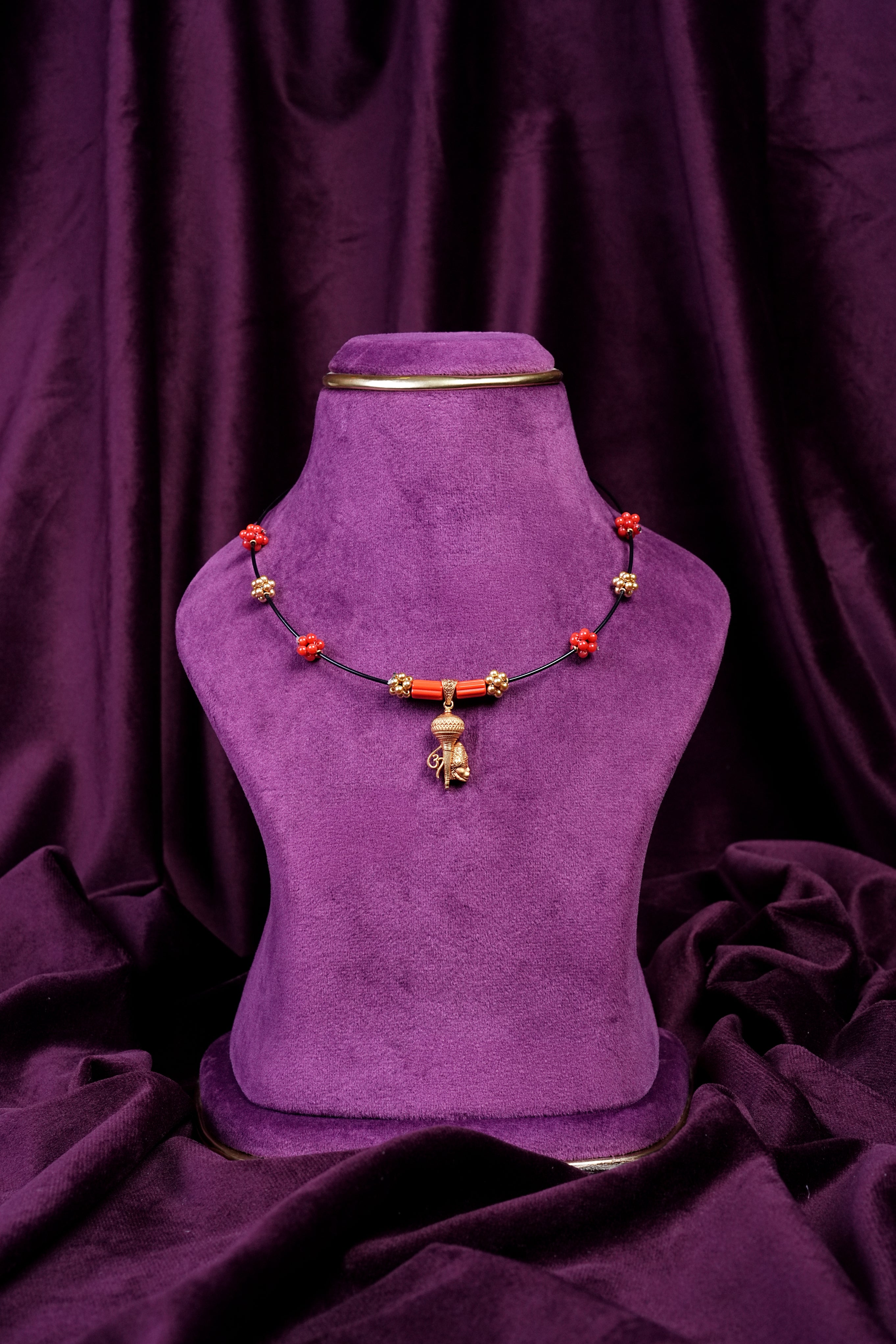 Black and Pagadala Thali Hasli Mangalsutra Kantee
