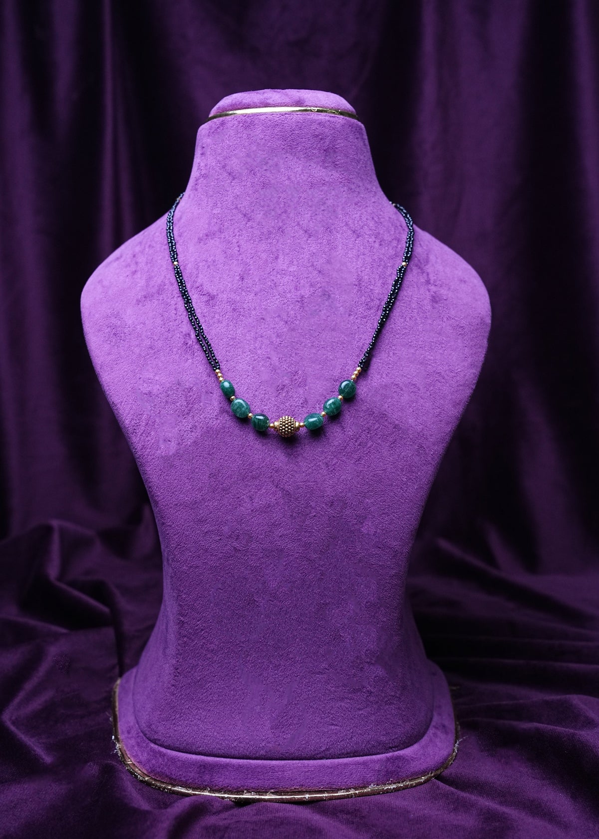 Nayana Emerald Bead Tanmaniya