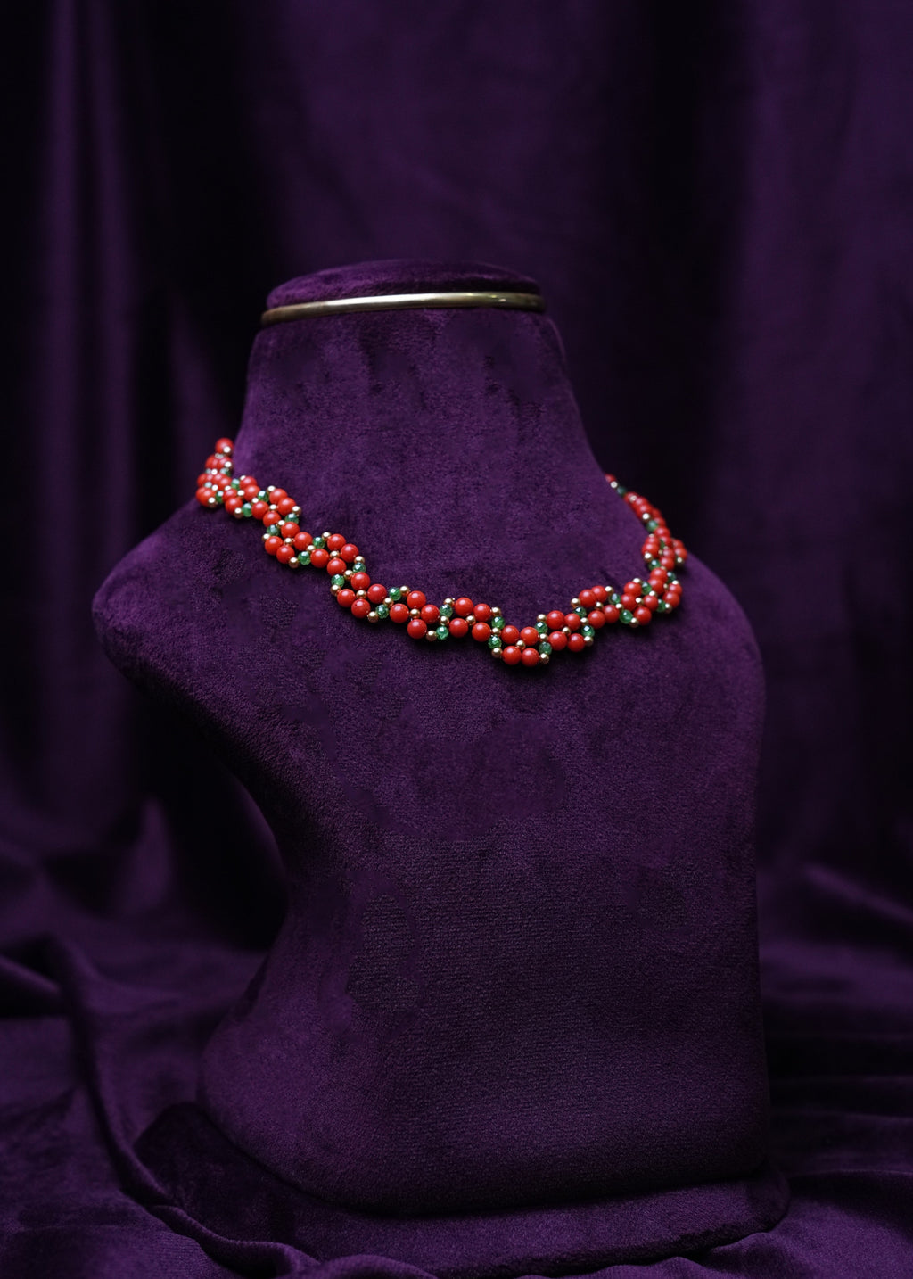 Ratna Veni Coral & Emerald Choker