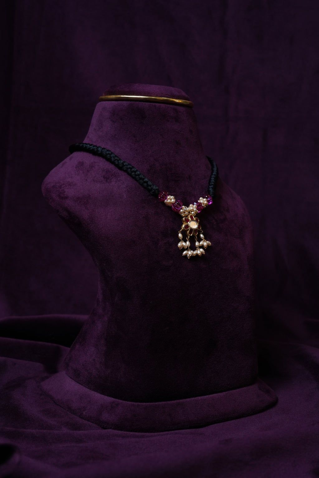 The Kaveri Kundan Floral Pendant With Rice Pearls Chocker