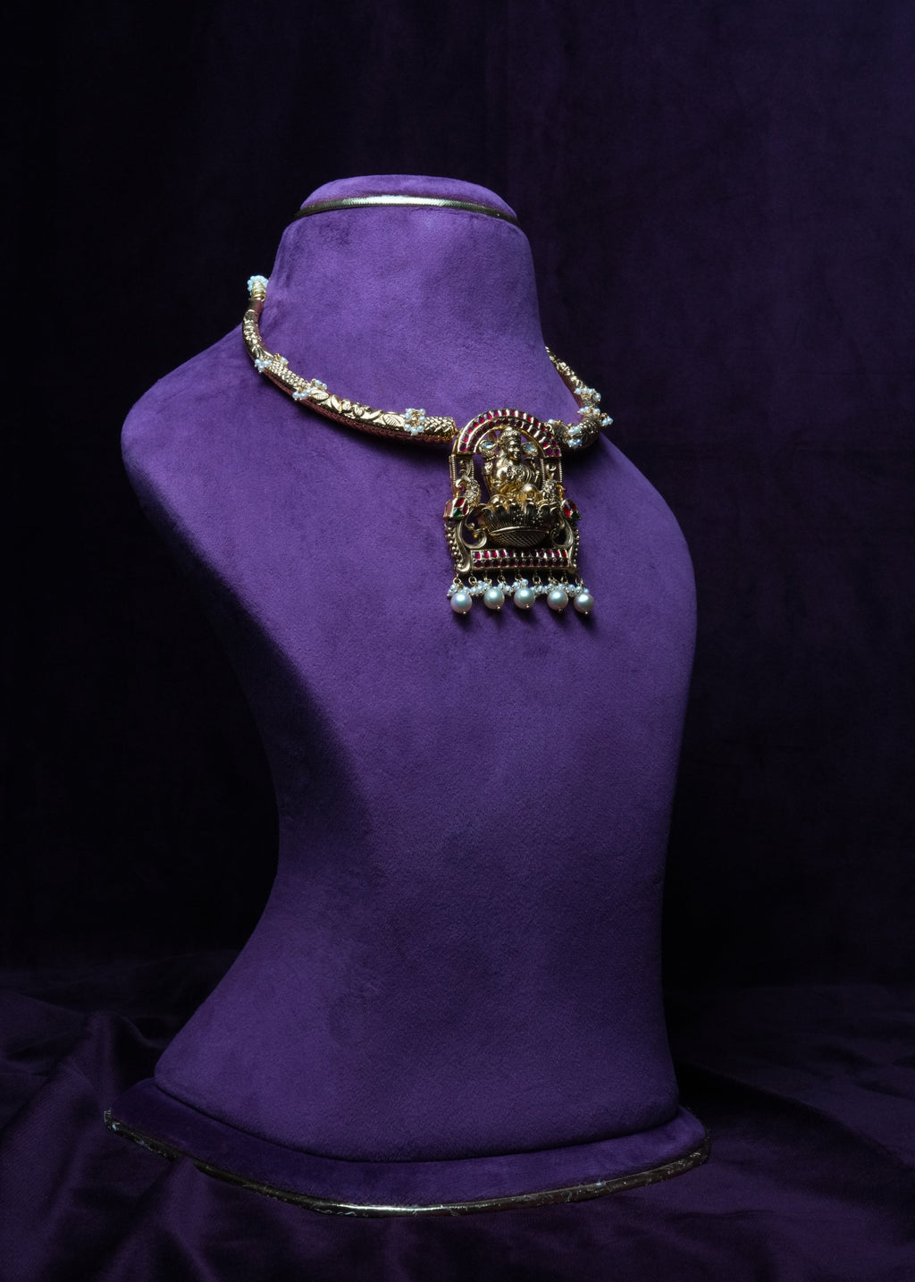 The Divine Lakshmi Gold Hasil Necklace