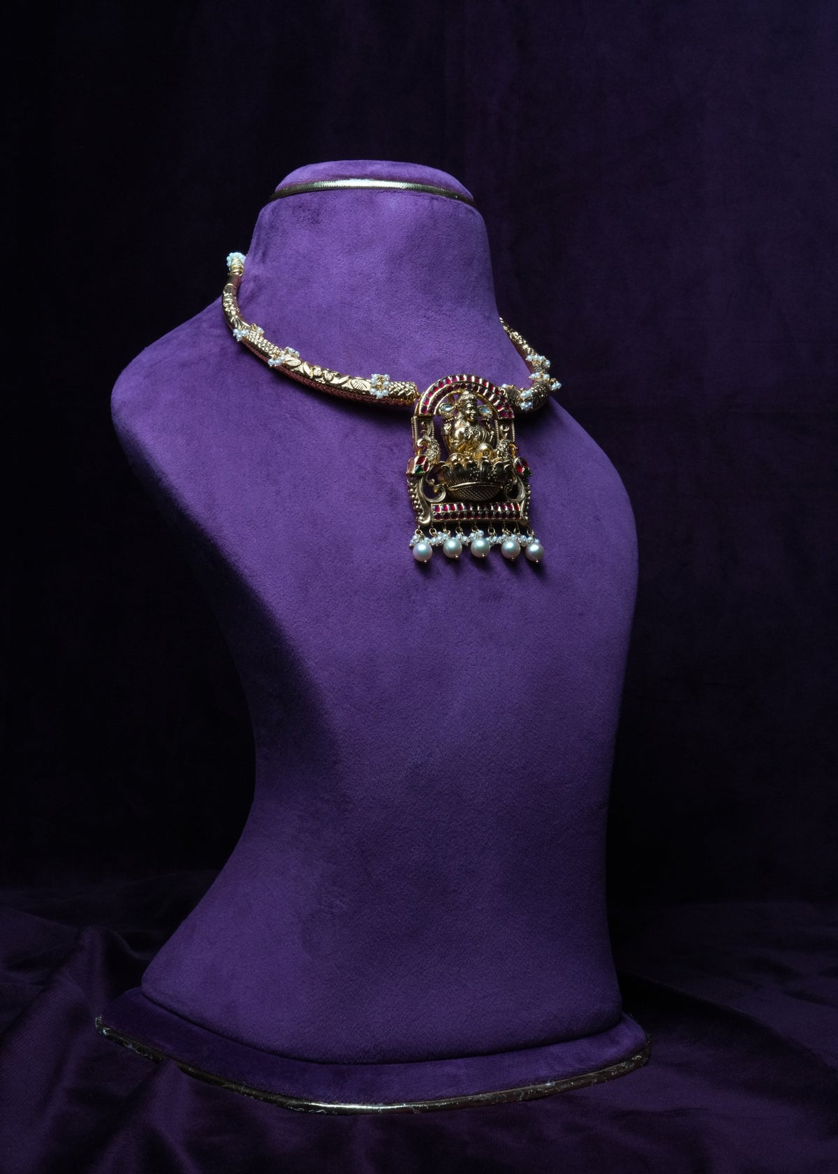 The Divine Lakshmi Gold Hasil Necklace