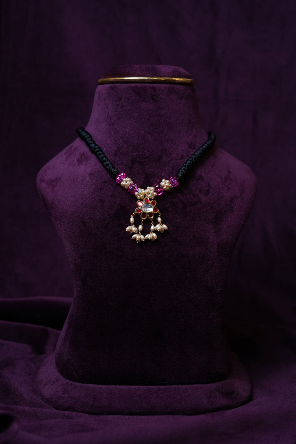 The Kaveri Kundan Floral Pendant With Rice Pearls Chocker