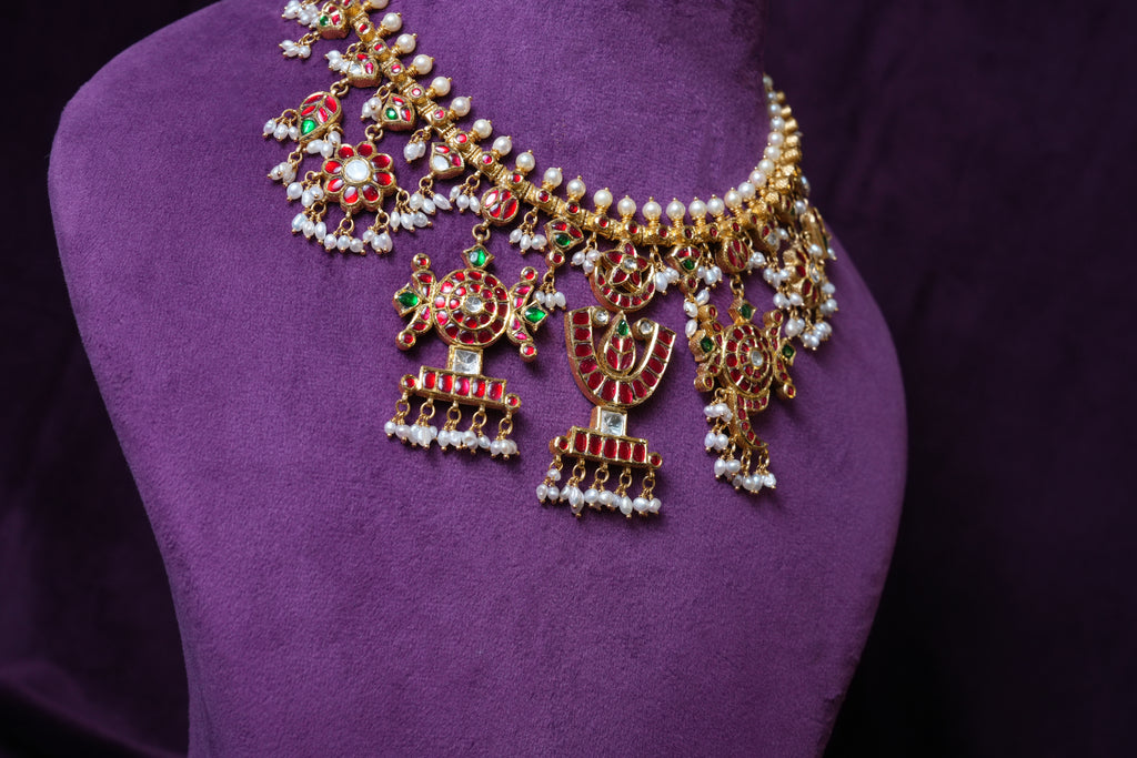 The Tirupati Shankh Chakra Kemp Choker