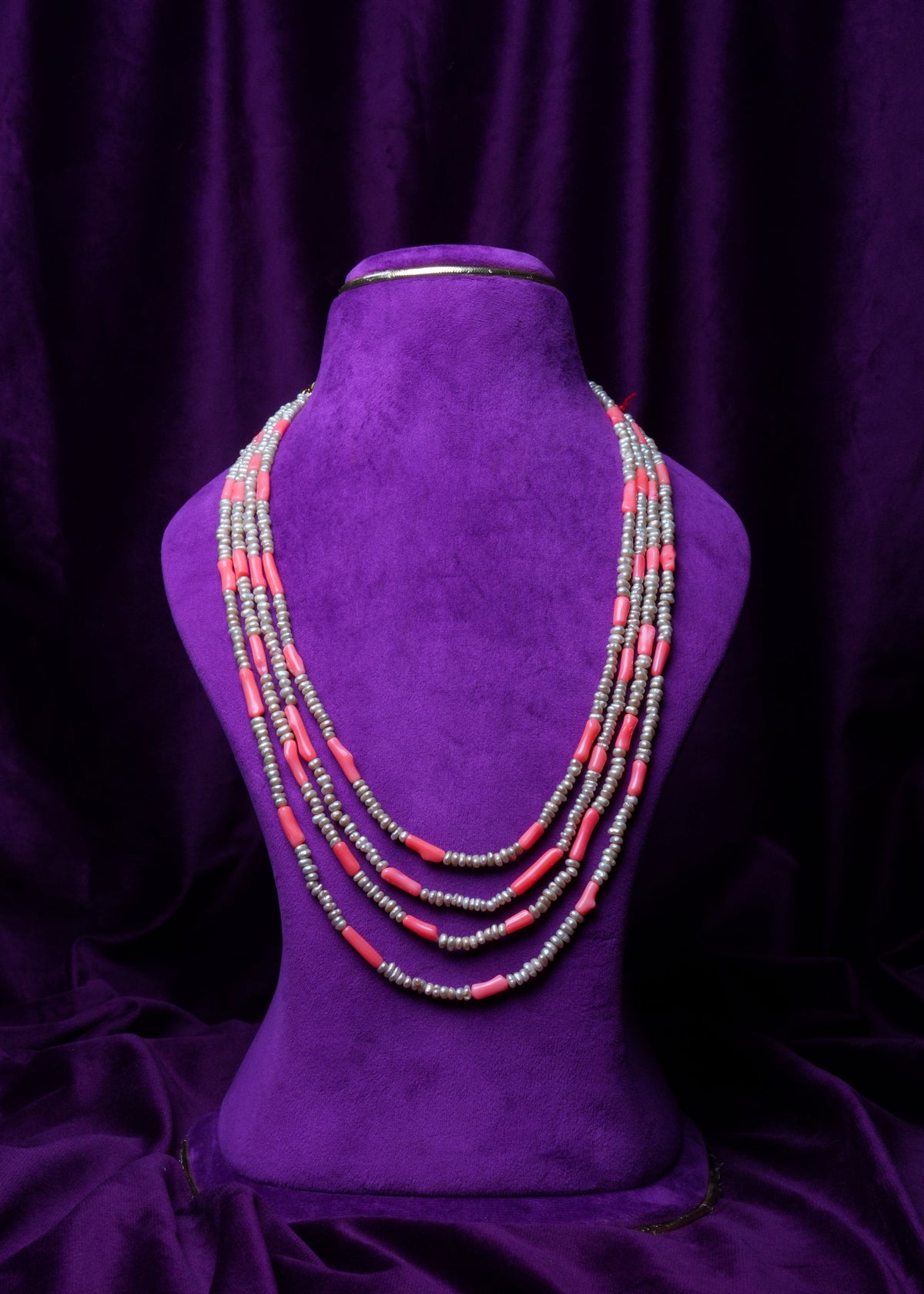 The Venetian shapeless Coral & Moti 4-Layered beads strand