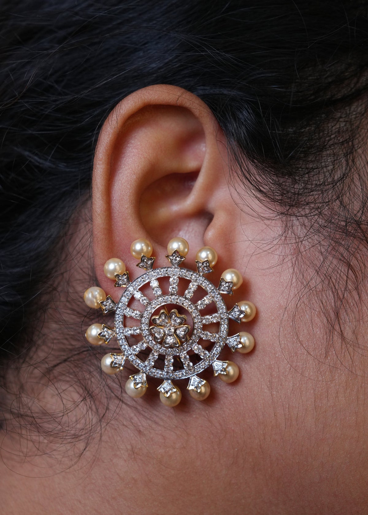 Velvet Aura Pearl chakra & lab-grown Diamond Studs